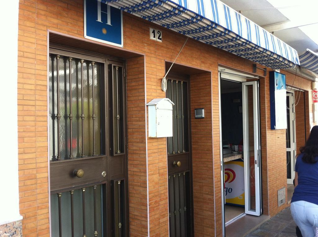 Hostal Ocana מנילבה מראה חיצוני תמונה